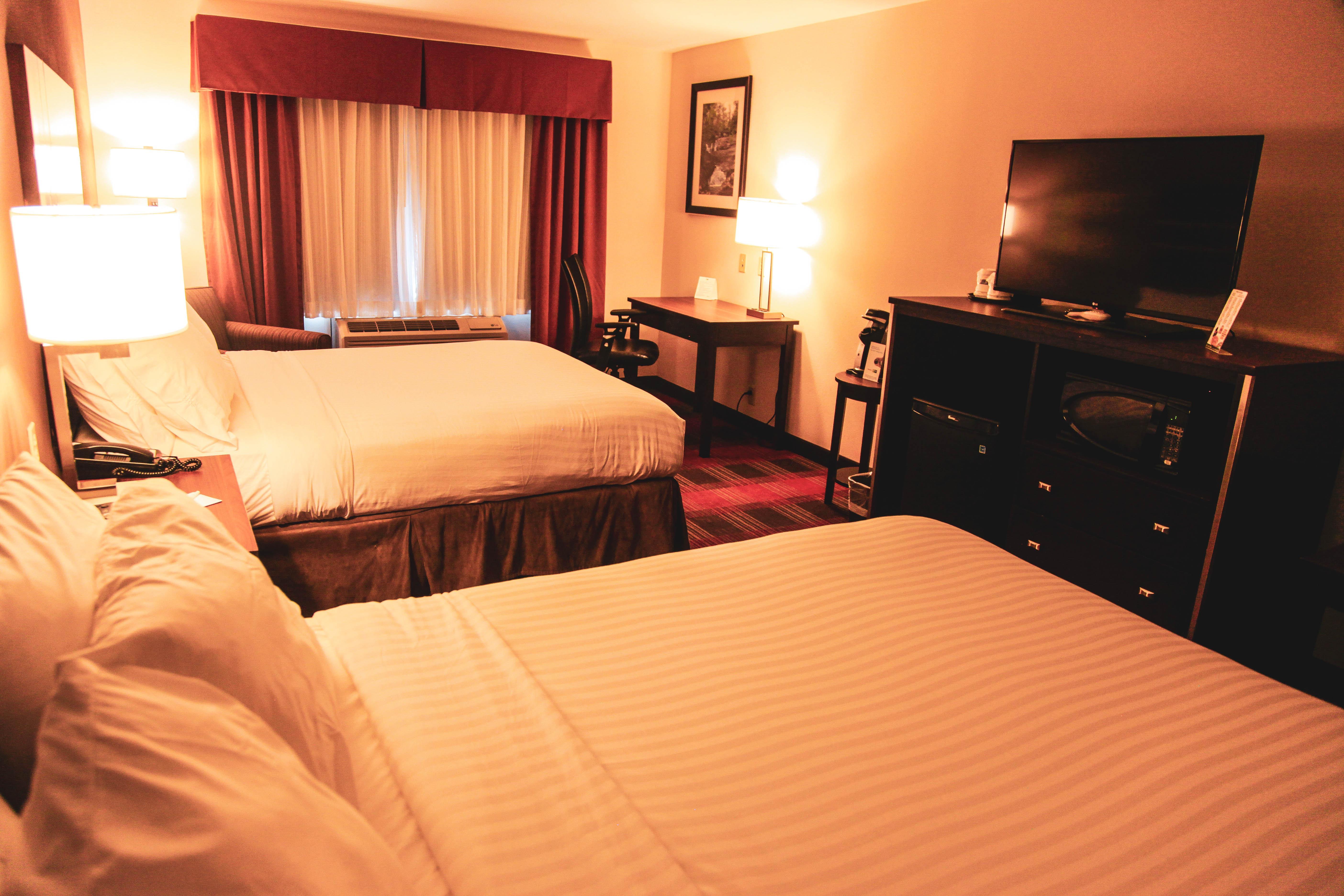 Holiday Inn Express & Suites Cumberland - La Vale By Ihg מראה חיצוני תמונה